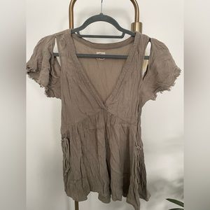 Tan crepe v neck shirt